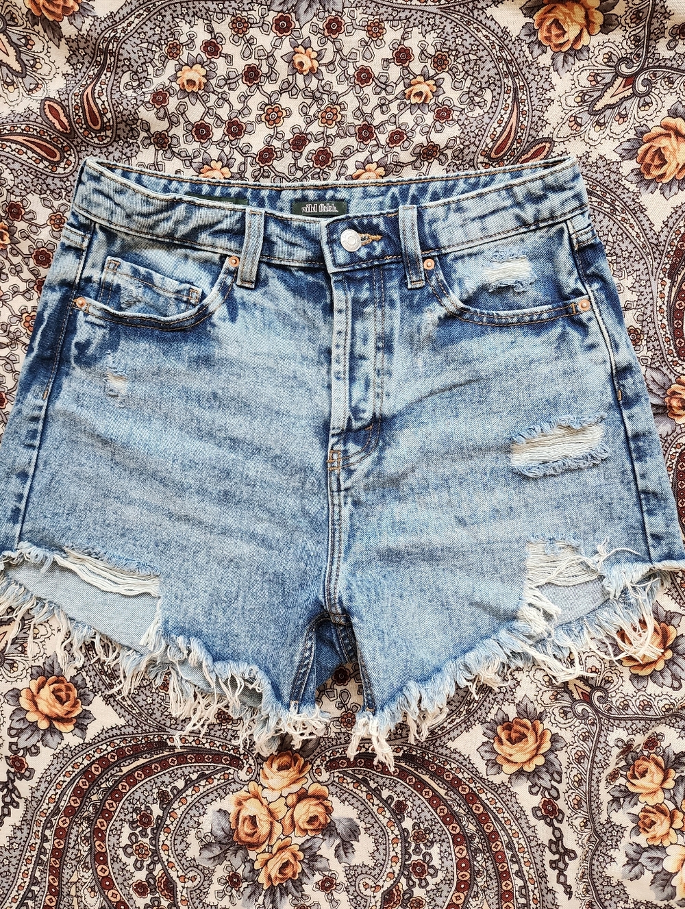wild fable Light Blue Distressed Denim Shorts — Size 6